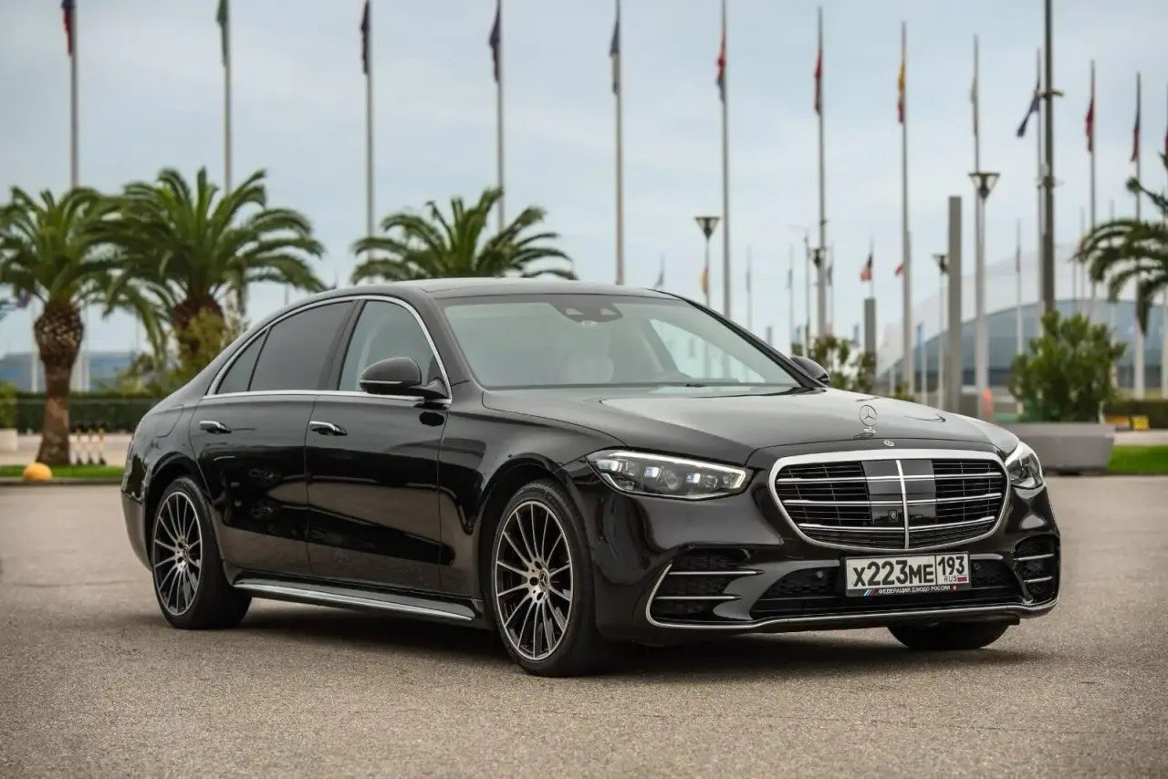 Mercedes-Benz S-Class Maybach